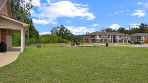 Sandal Family Apartments photo 3